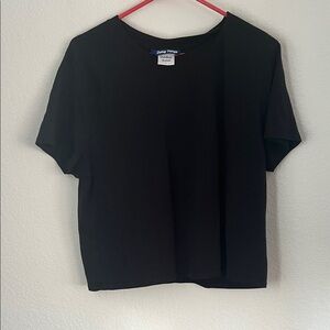 Outdoor Voices Essential Black Tee Women’s Size Large